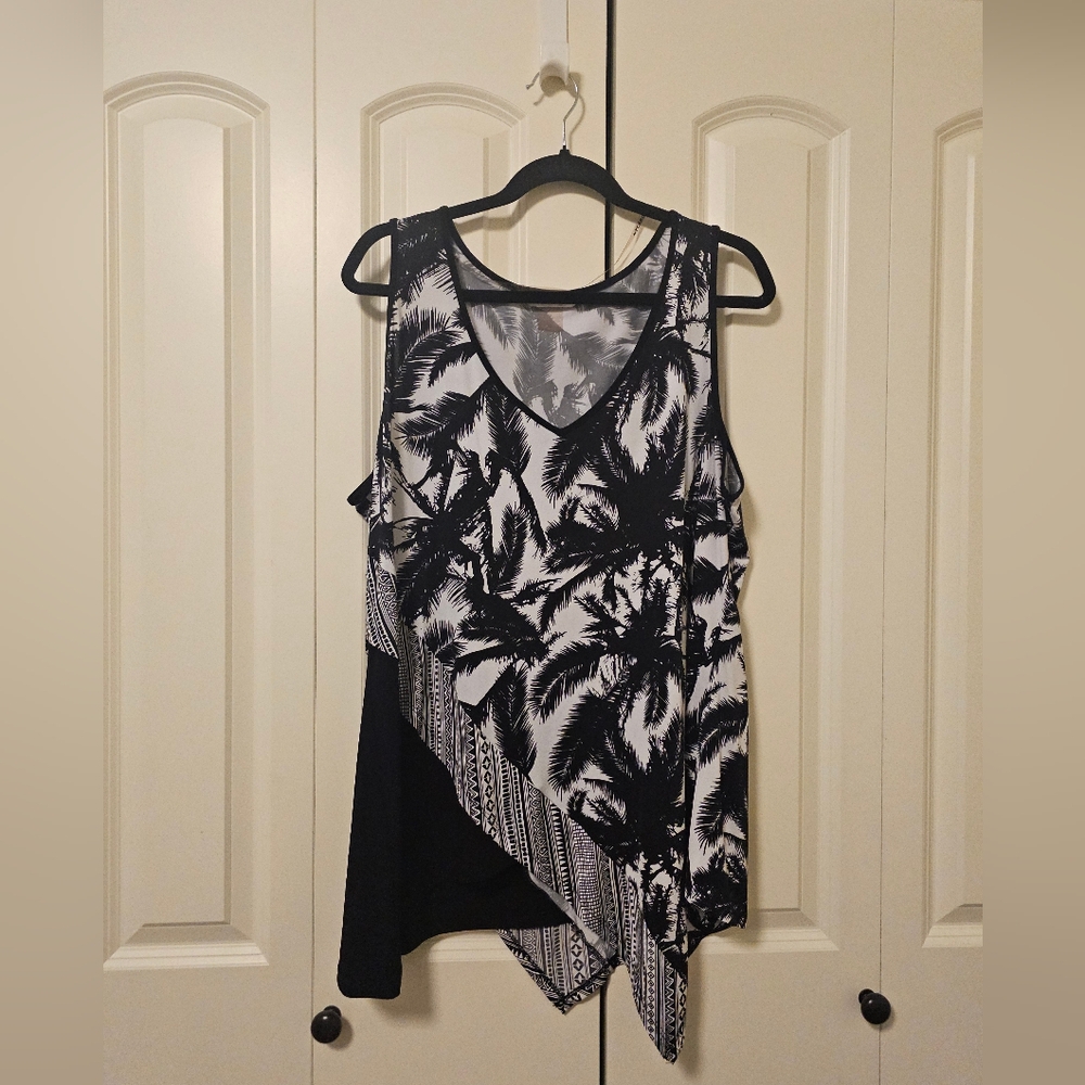 Bianca Nygard Tank Top Blouse Womens Black & White Asymmetrical Sleeveless SZ XL